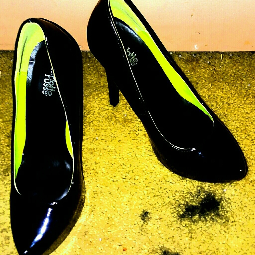 High heels - Picture 1 of 2
